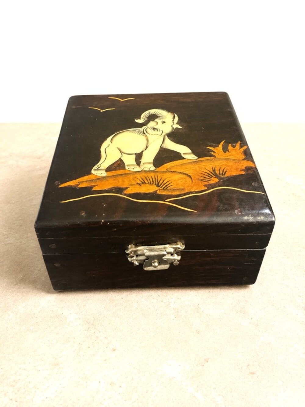 Vintage Black Rosewood Elephant Jungle Inlay Square Jewelry Trinket Box 4 Inch
